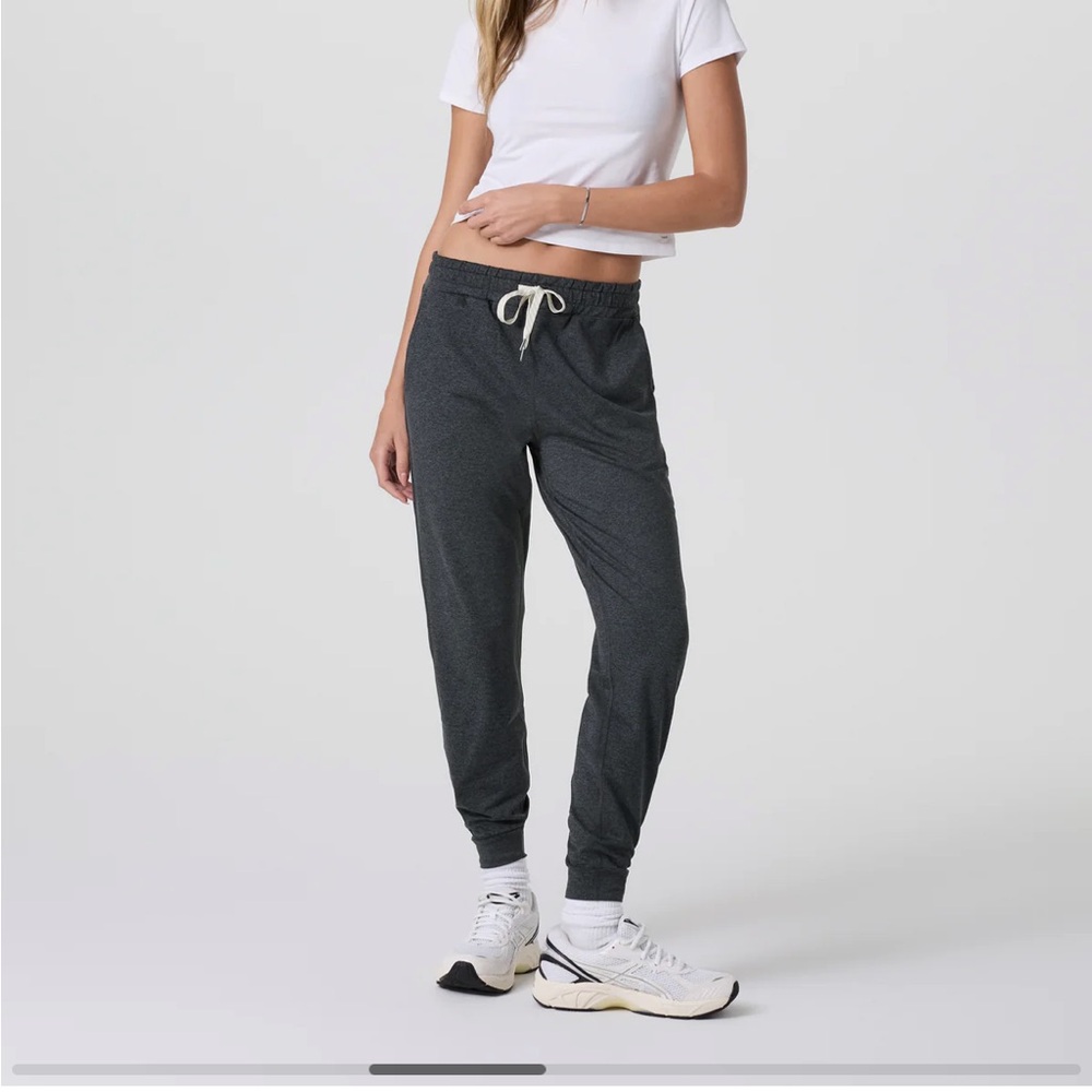 Vuori Charcoal Jogger Pants